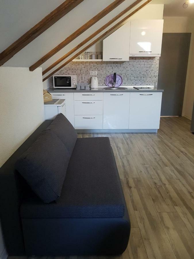Studio Apartmani Patricia Smoljanac Esterno foto